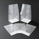Food Grade Transparent BOPP Block Bottom Side Gusset Bag with Cardboard Insert for Standing Bakery and Cookie Display of Cakes