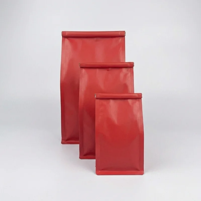 stand up pouch packaging applied on luxury gift packaging demonstrating 3D laser reflection